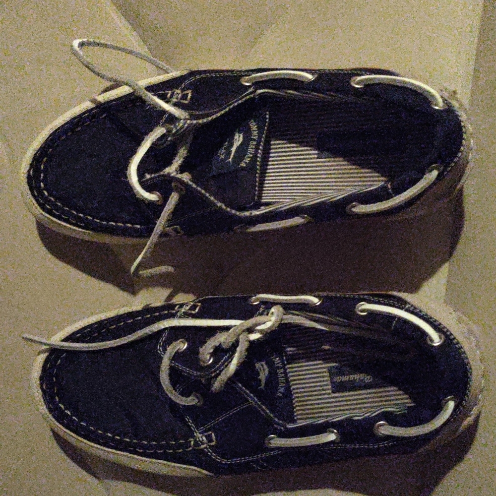 Tommy Bahama sneakers